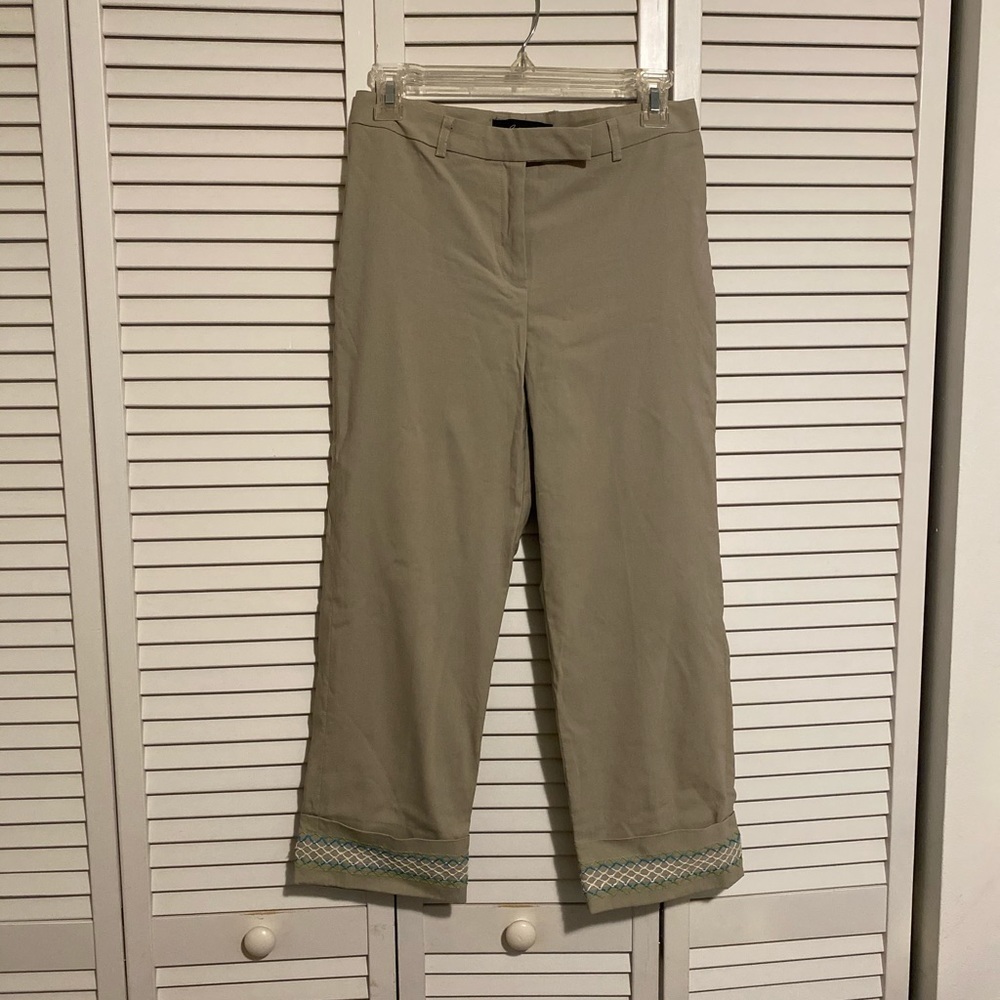 👘 Arden B Capri pants